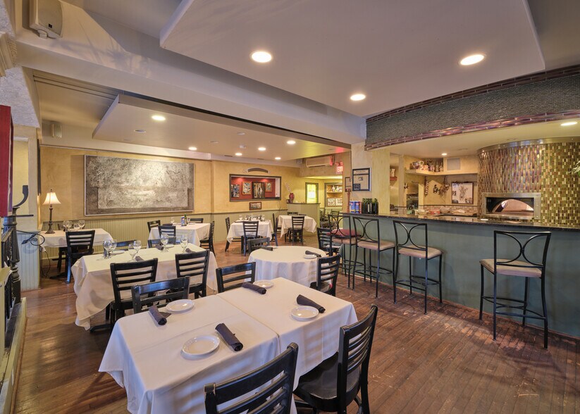 More Photos Of 13 Bridge St, Stockton Storefront Retail Residential For Sale