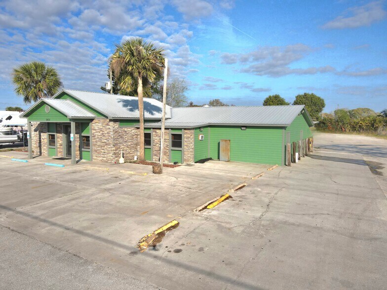 More Photos Of 2405 US-441 Hwy, Okeechobee Restaurant For Sale