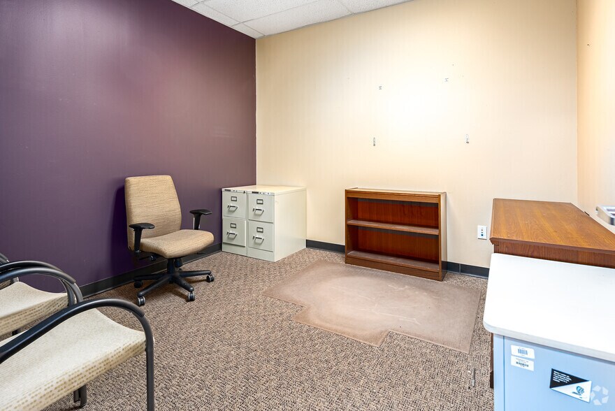 More Photos Of 1300 Teasley Ln, Denton Office For Sale