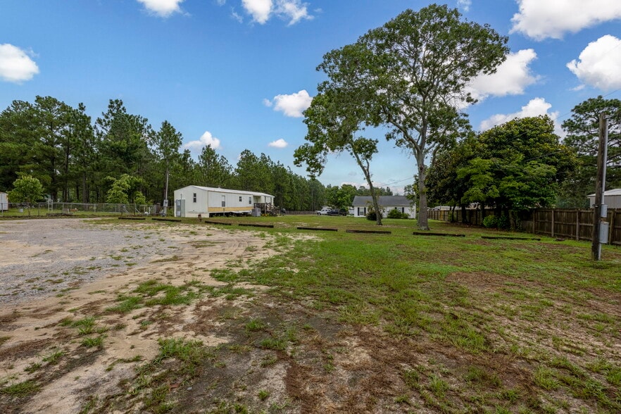 More Photos Of 128 Sandy Springs Ln, Lexington Manufactured Housing Mobile Home Park For Sale