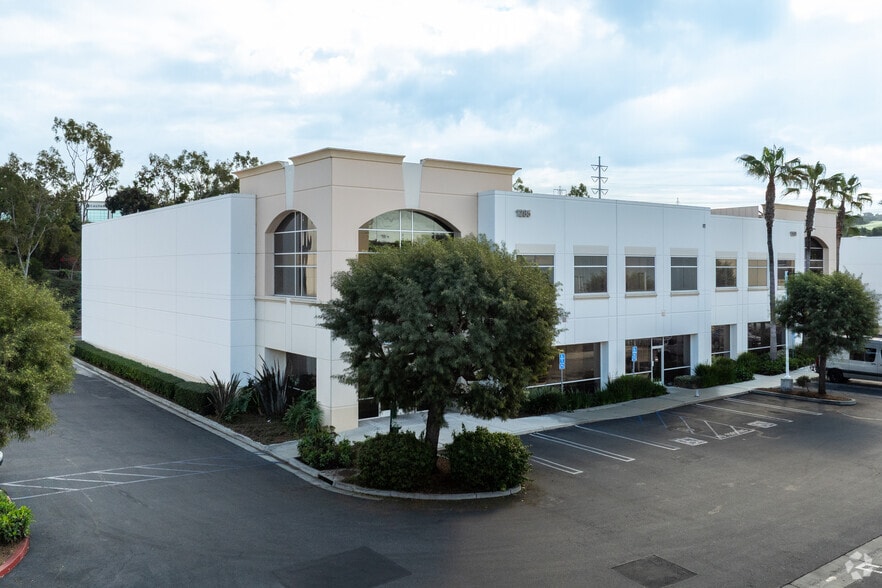 More Photos Of 1281 Puerta Del Sol, San Clemente Light Manufacturing For Sale