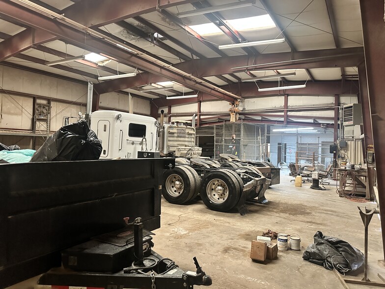 More Photos Of 103 US-190 Hwy, Eldorado Manufacturing For Sale