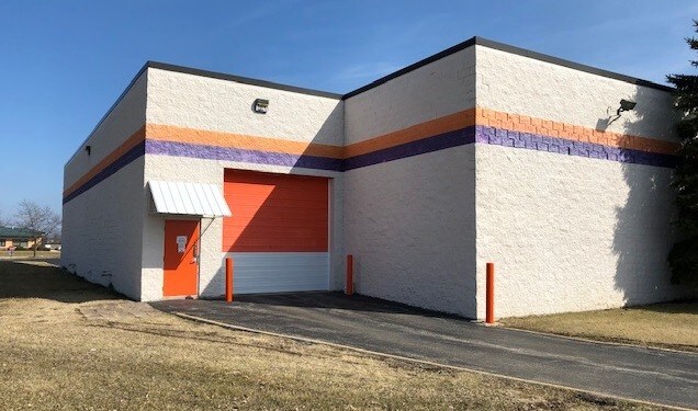 More Photos Of 1250 Corporate Center Dr, Oconomowoc Manufacturing For Sale