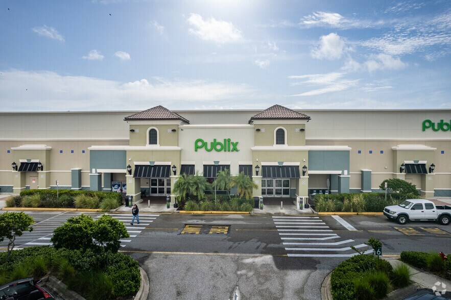 More Photos Of 5781 Lee Blvd, Lehigh Acres Unknown For Lease