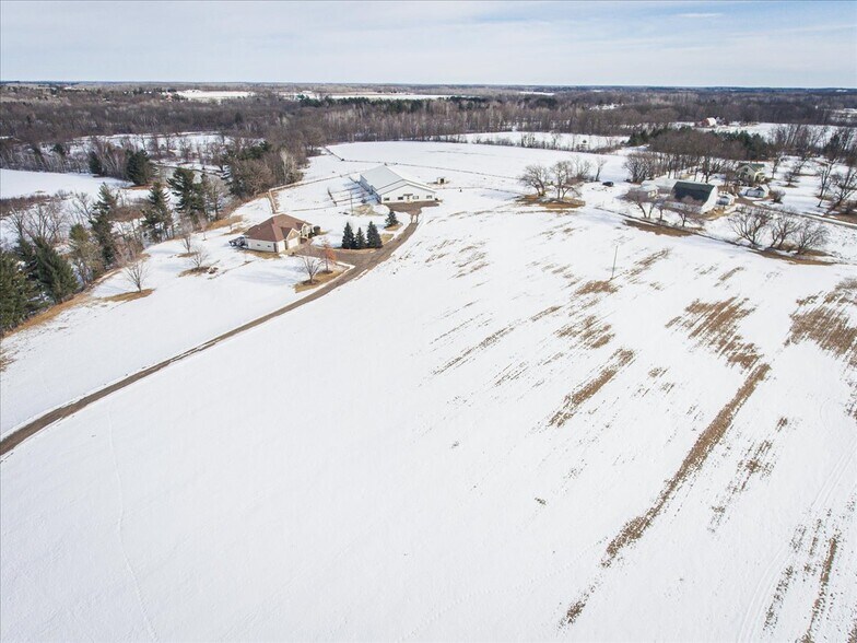 More Photos Of 12446 190th St, Milaca Flex For Sale