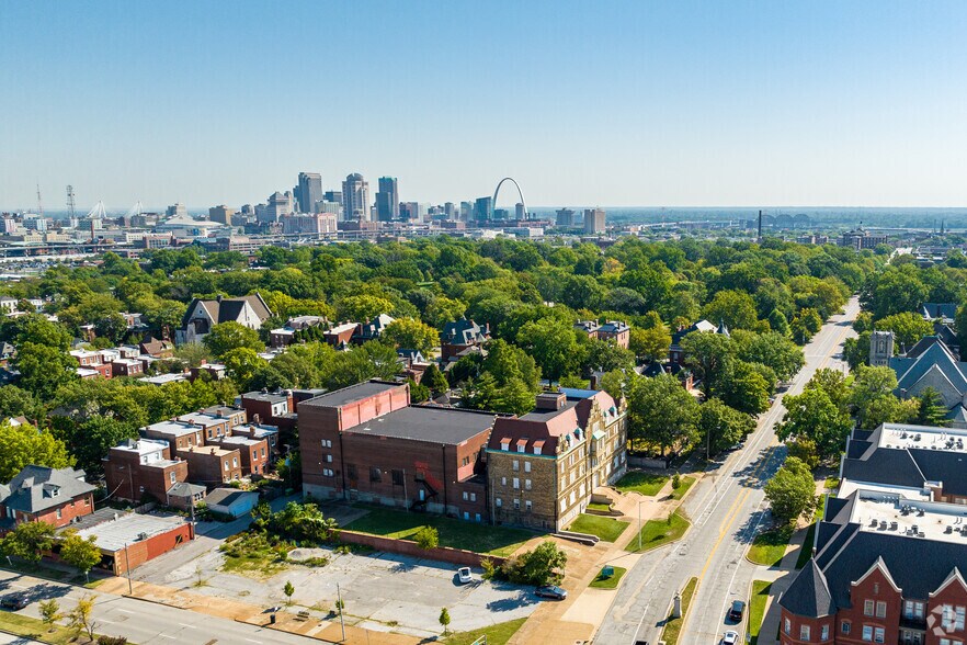 More Photos Of 2345 Lafayette Ave, Saint Louis Religious Facility For Sale