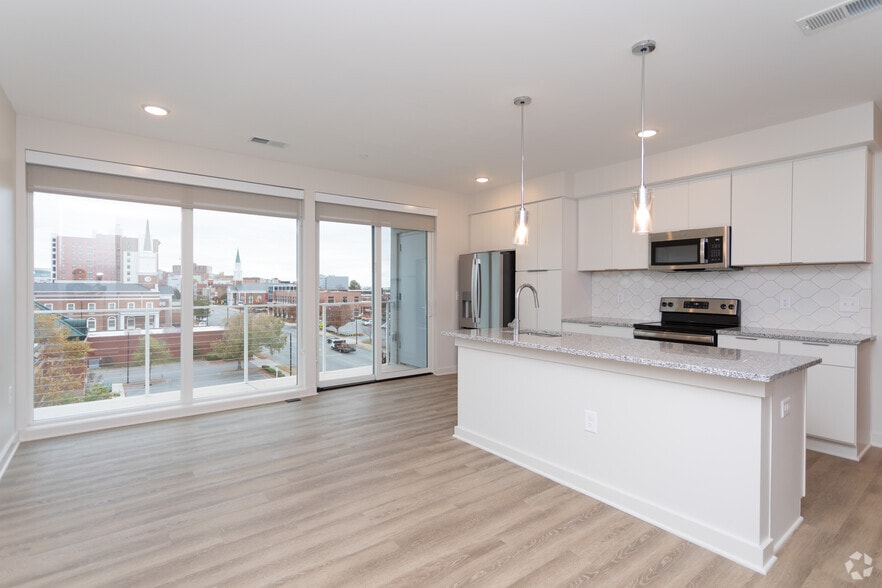 More Photos Of 650 N Main St, High Point Apartments For Lease