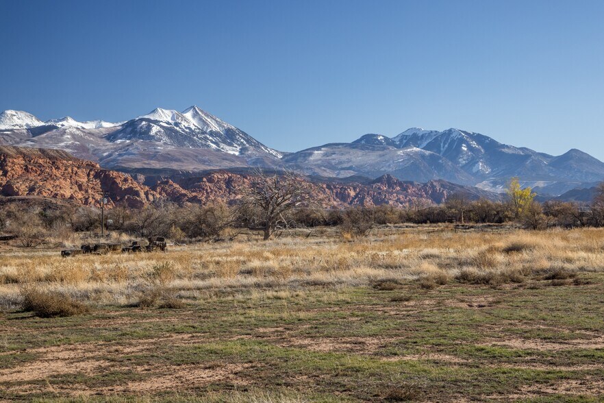 More Photos Of 35 Acres West Coronado, Moab Land For Sale
