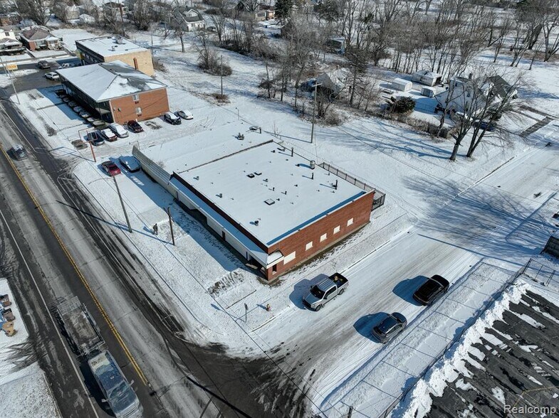 More Photos Of 19612 Schoenherr St, Detroit Specialty For Sale