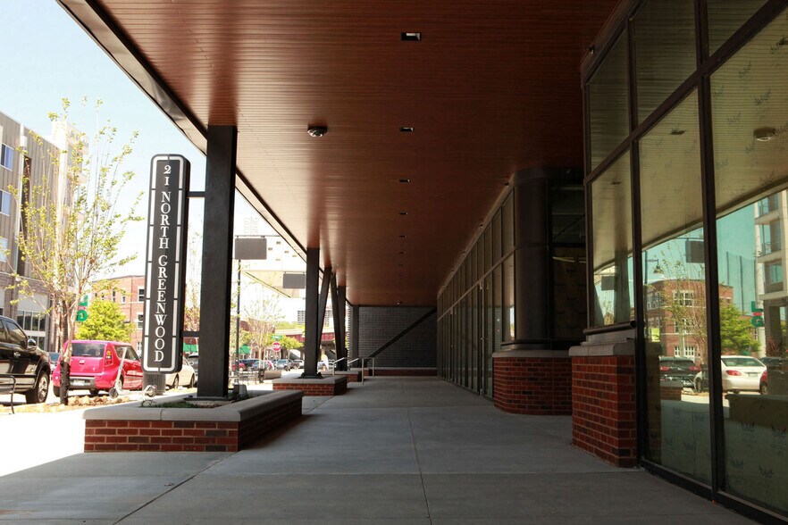 More Photos Of 21 N Greenwood Ave, Tulsa Office For Lease