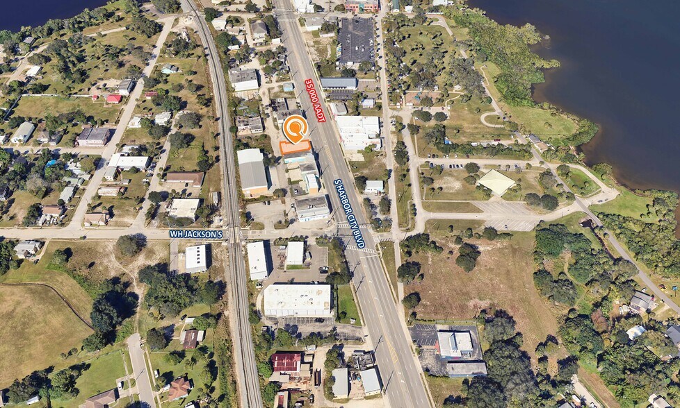 More Photos Of 2412 S Harbor City Blvd, Melbourne General Retail For Lease