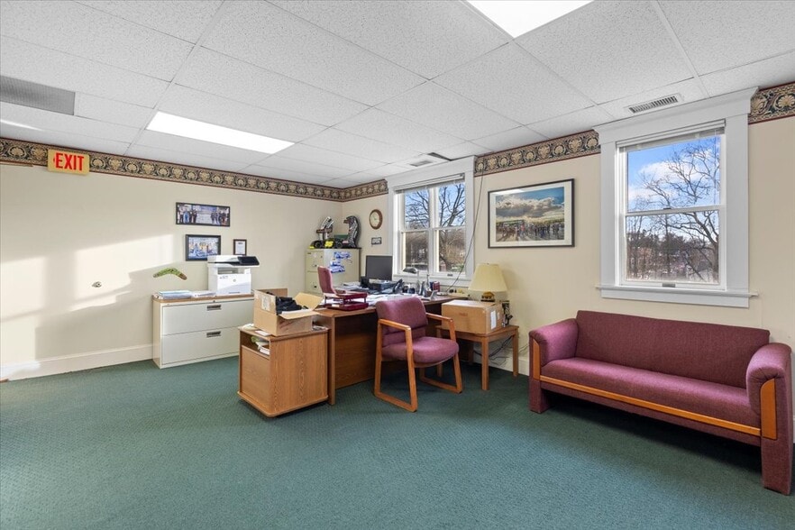 More Photos Of 2040 Whitney Ave, Hamden Office For Lease