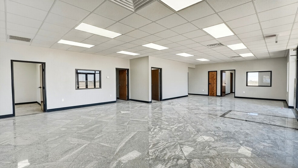 More Photos Of 16510 W Basin St, Odessa Warehouse For Sale