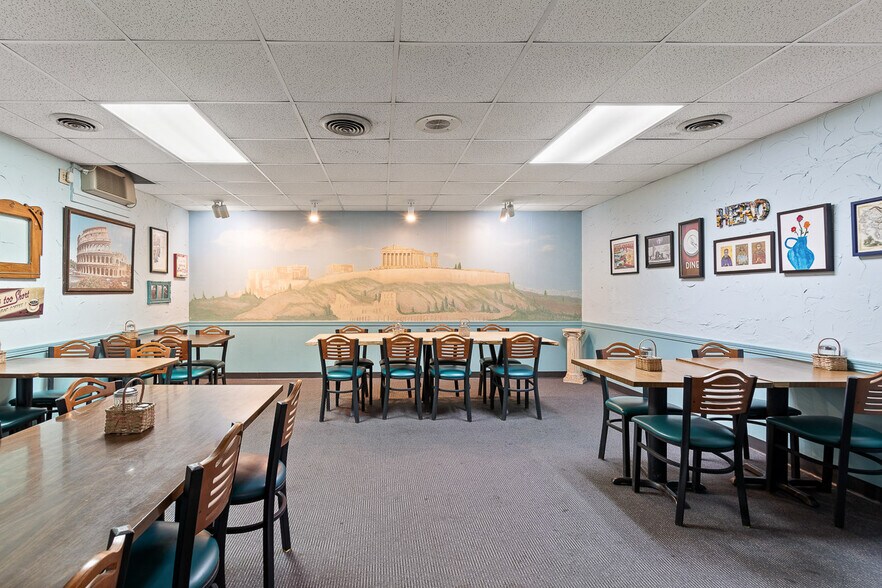 More Photos Of 816 Harrison Ave SW, Canton Restaurant For Sale