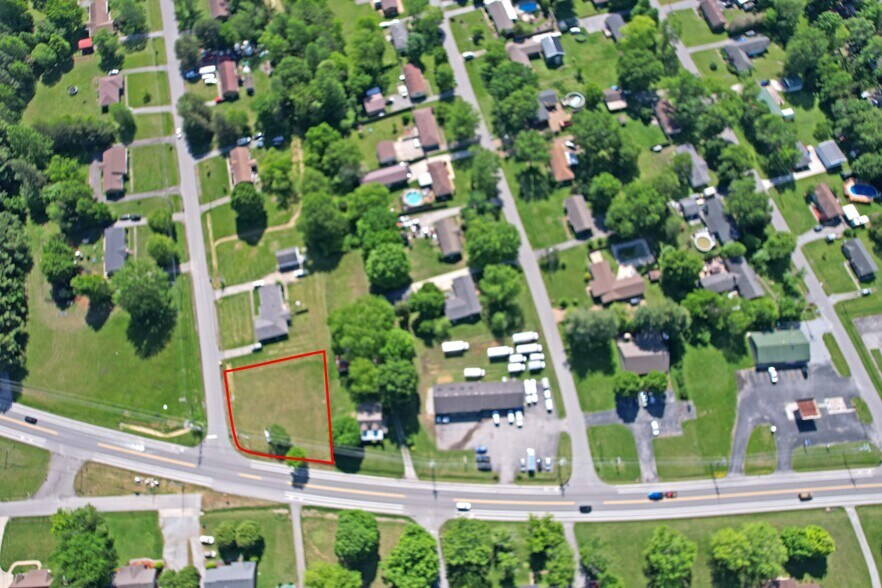 More Photos Of 2612 Us-31w, White House Land For Sale