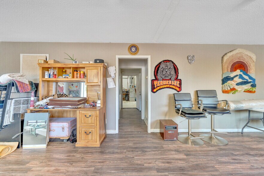 More Photos Of 343 Sullivan St, Kingsport Storefront For Sale