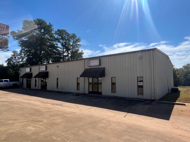 Primary Photo Of 474 Hampshire Dr, Gaffney Showroom For Lease