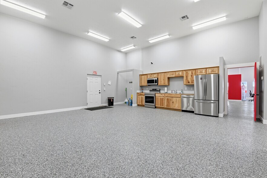 More Photos Of 130 E 10th N, Mountain Home Flex For Sale
