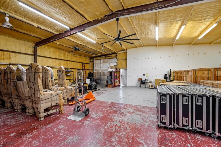 More Photos Of 4250 I-30 E, Rockwall Showroom For Sale