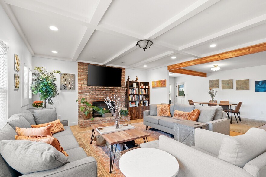 More Photos Of 420 Capitola Road Ext, Santa Cruz Apartments For Sale