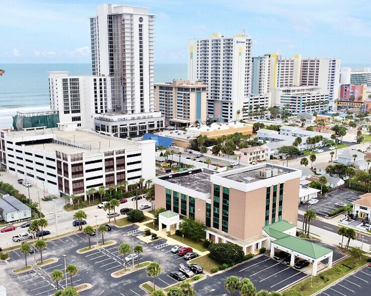 More Photos Of 501 N Grandview Ave, Daytona Beach Medical For Lease