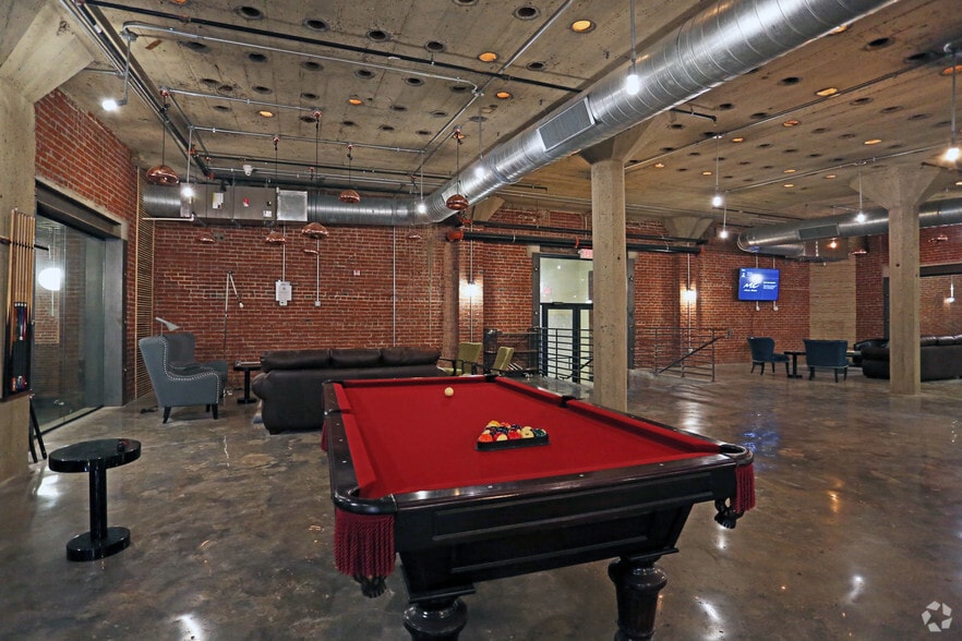 More Photos Of 220 S 47th St, Philadelphia Apartments For Lease