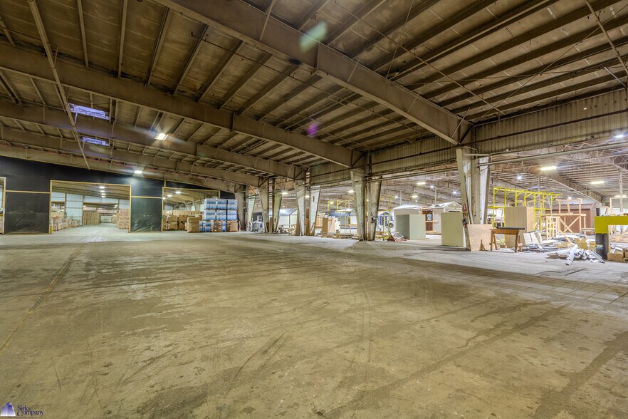 More Photos Of 7845 Carneal Rd, West Paducah Warehouse For Lease