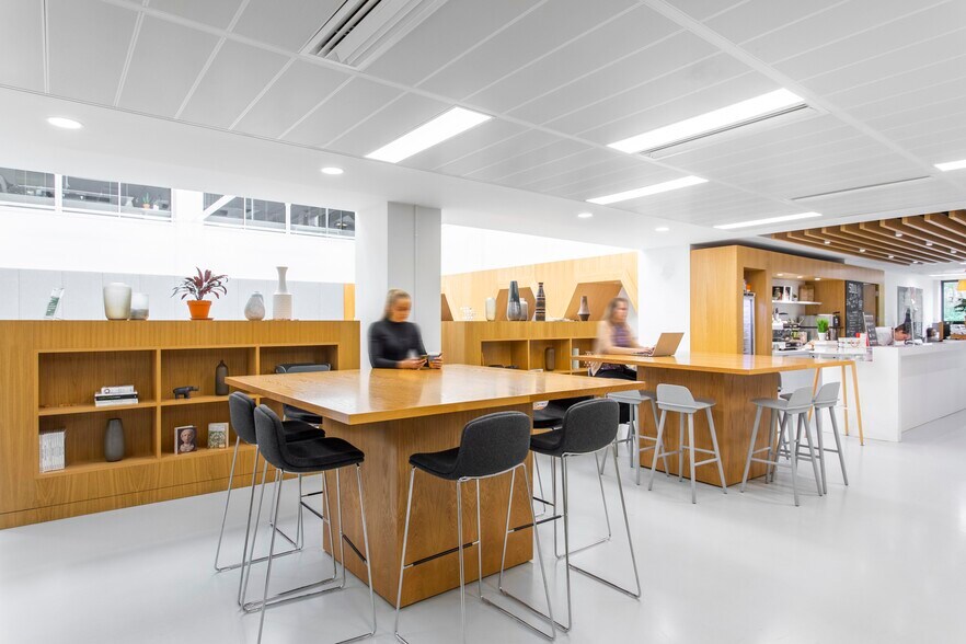 More Photos Of Third Ave, Marlow Coworking Space