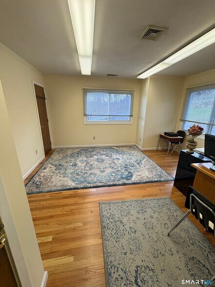 More Photos Of 390 Middlebury Rd, Middlebury Office For Sale