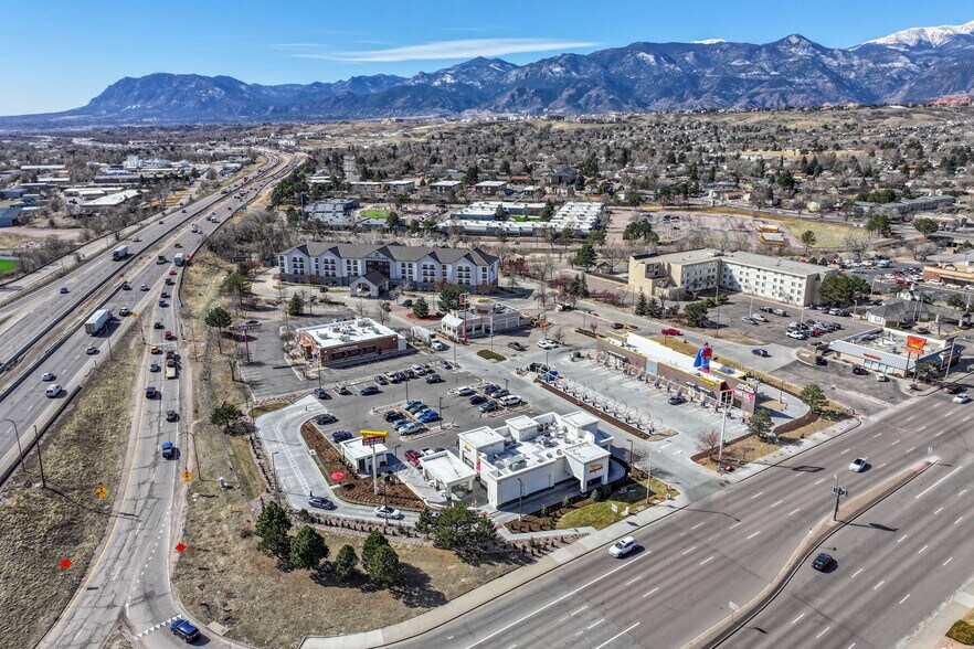 More Photos Of 511 Garden of the Gods Rd, Colorado Springs Fast Food For Sale