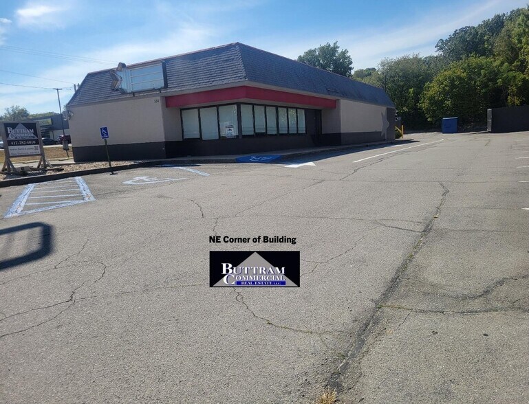 More Photos Of 530 S Neosho Blvd, Neosho Fast Food For Sale