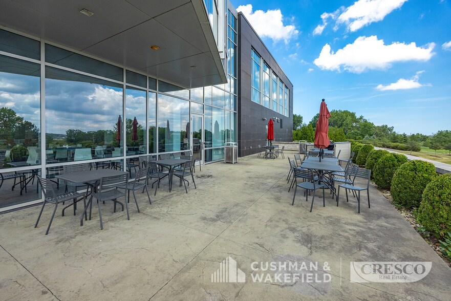 More Photos Of 25435 Harvard Rd, Beachwood Office For Lease