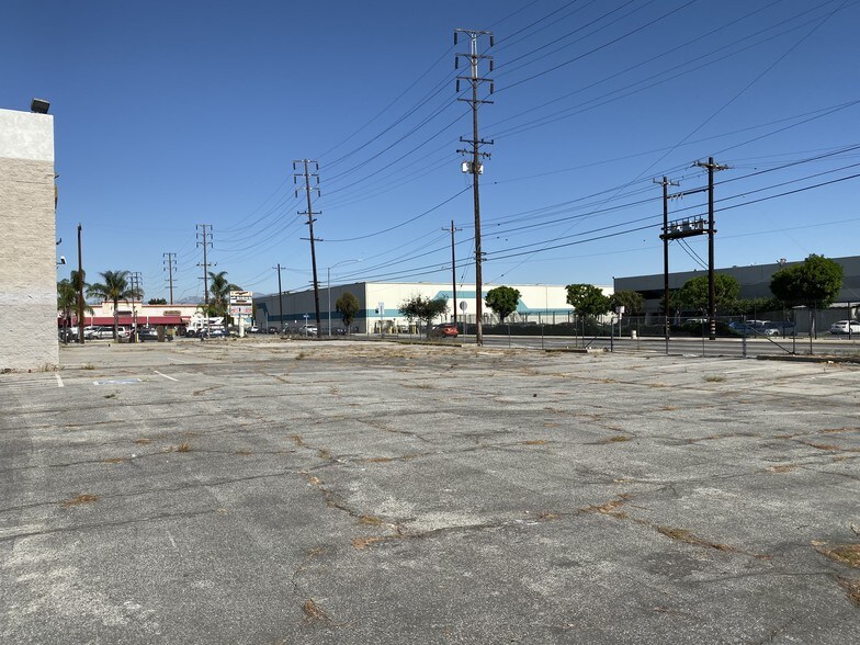 More Photos Of 6101 State St, Huntington Park Land For Lease