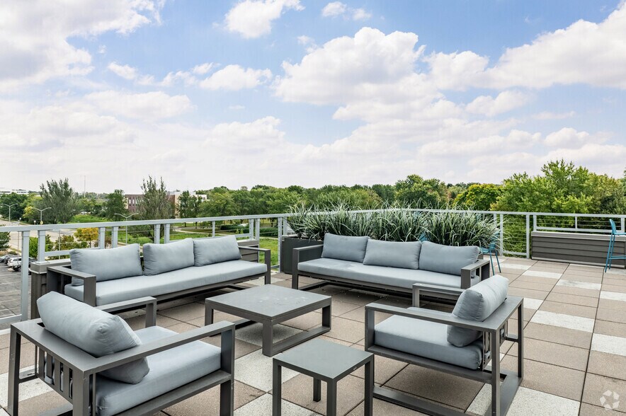 More Photos Of 2500 Rimrock Rd, Madison Multifamily For Sale