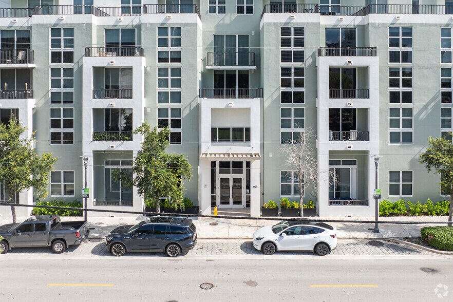 More Photos Of 405 NE 2nd St, Fort Lauderdale Apartments For Lease
