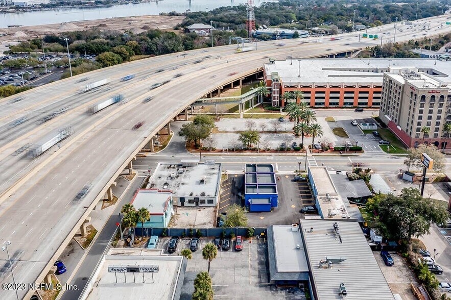 More Photos Of 1200 Kings Ave, Jacksonville Freestanding For Lease