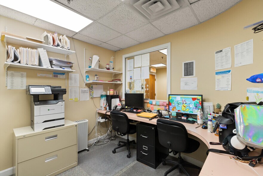 More Photos Of 7 Federal St, Danvers Office For Sale