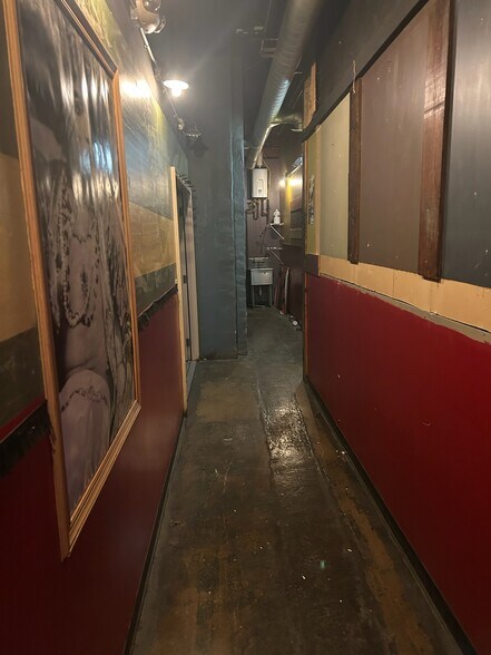 More Photos Of 120-126 Oakland ave, Decatur General Retail For Lease