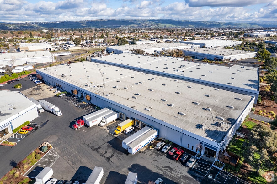 More Photos Of 3391-3399 Arden Rd, Hayward Warehouse For Lease