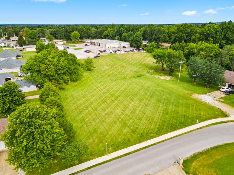Primary Photo Of TBD W 4th St, Battlefield Land For Sale