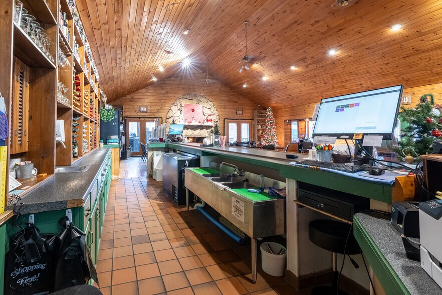 More Photos Of 14931 State Highway 37, Whittington Winery Vineyard For Sale