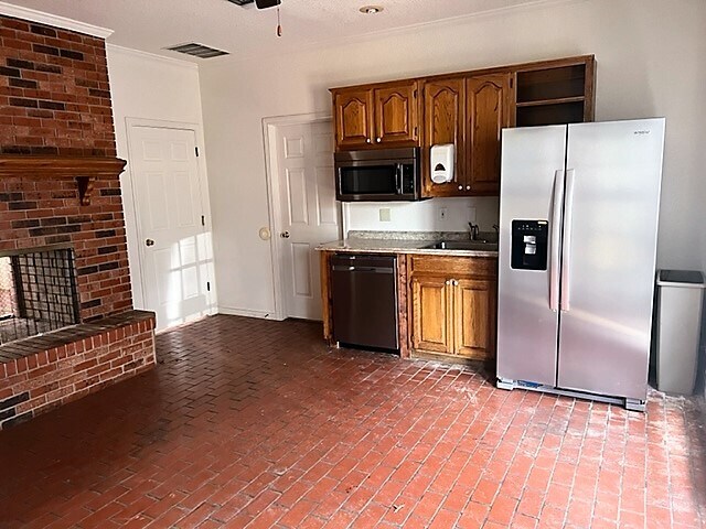 More Photos Of 1115 Memorial Dr, Denison Medical For Lease