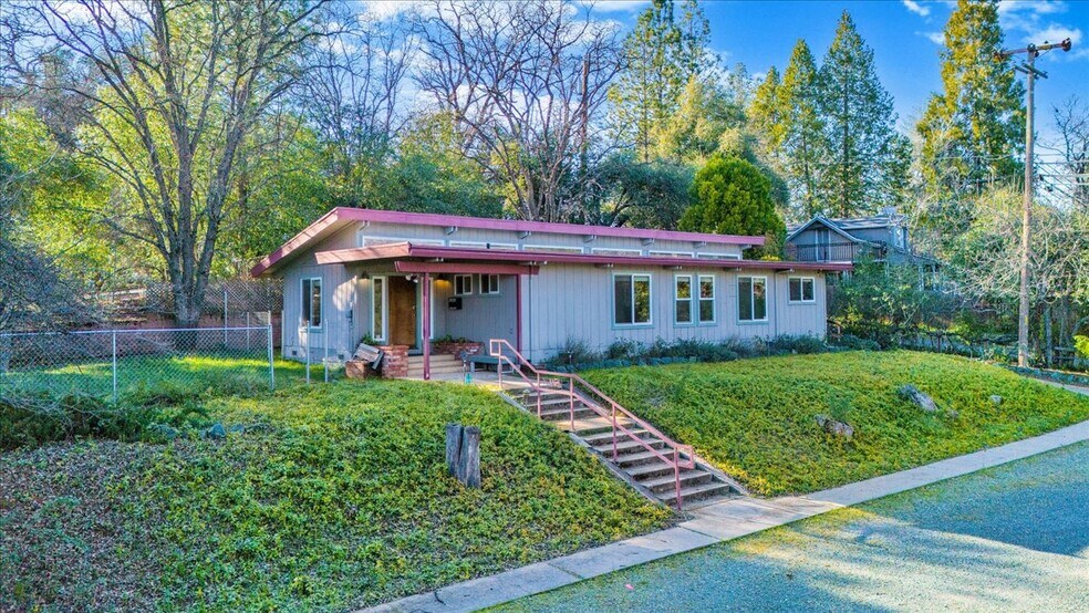 More Photos Of 304 CA-4, Murphys Office Residential For Sale