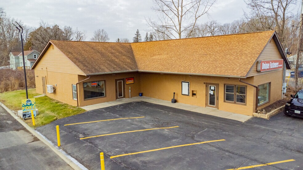 More Photos Of 291 N Comrie Ave, Johnstown Freestanding For Sale