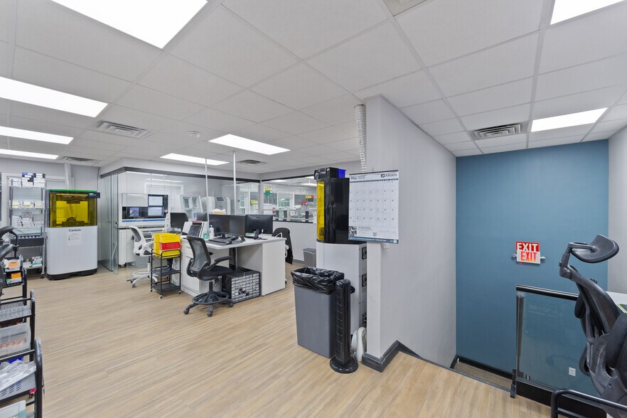 More Photos Of 874 Pompton Ave, Cedar Grove Medical For Sale