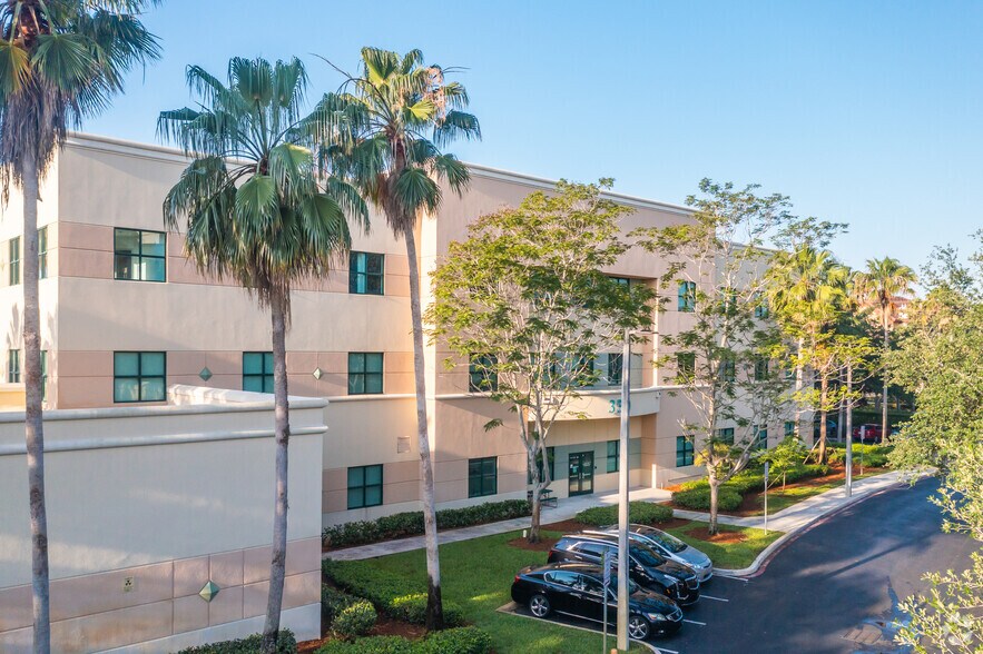 More Photos Of 350 NW 84th Ave, Plantation Medical For Lease