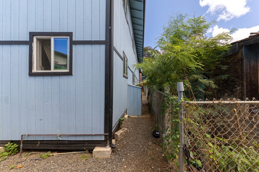 More Photos Of 815 Lopez Ln, Honolulu Apartments For Sale