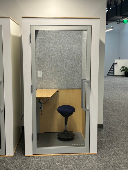 More Photos Of 11675 Ridgeline Dr, Colorado Springs Coworking Space