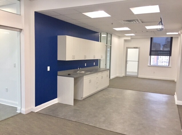 More Photos Of 1015 Chestnut St, Philadelphia Medical For Lease