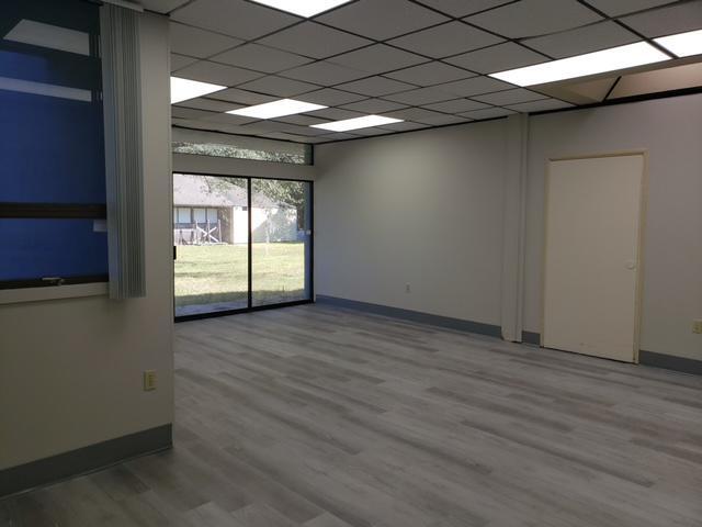 More Photos Of 2121 Corporate Square Blvd, Jacksonville Office For Lease